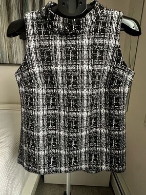 Joseph Ribkoff 🇨🇦Sleeveless Mock
Neck Plaid Top Sz 10 Career
Professional Black